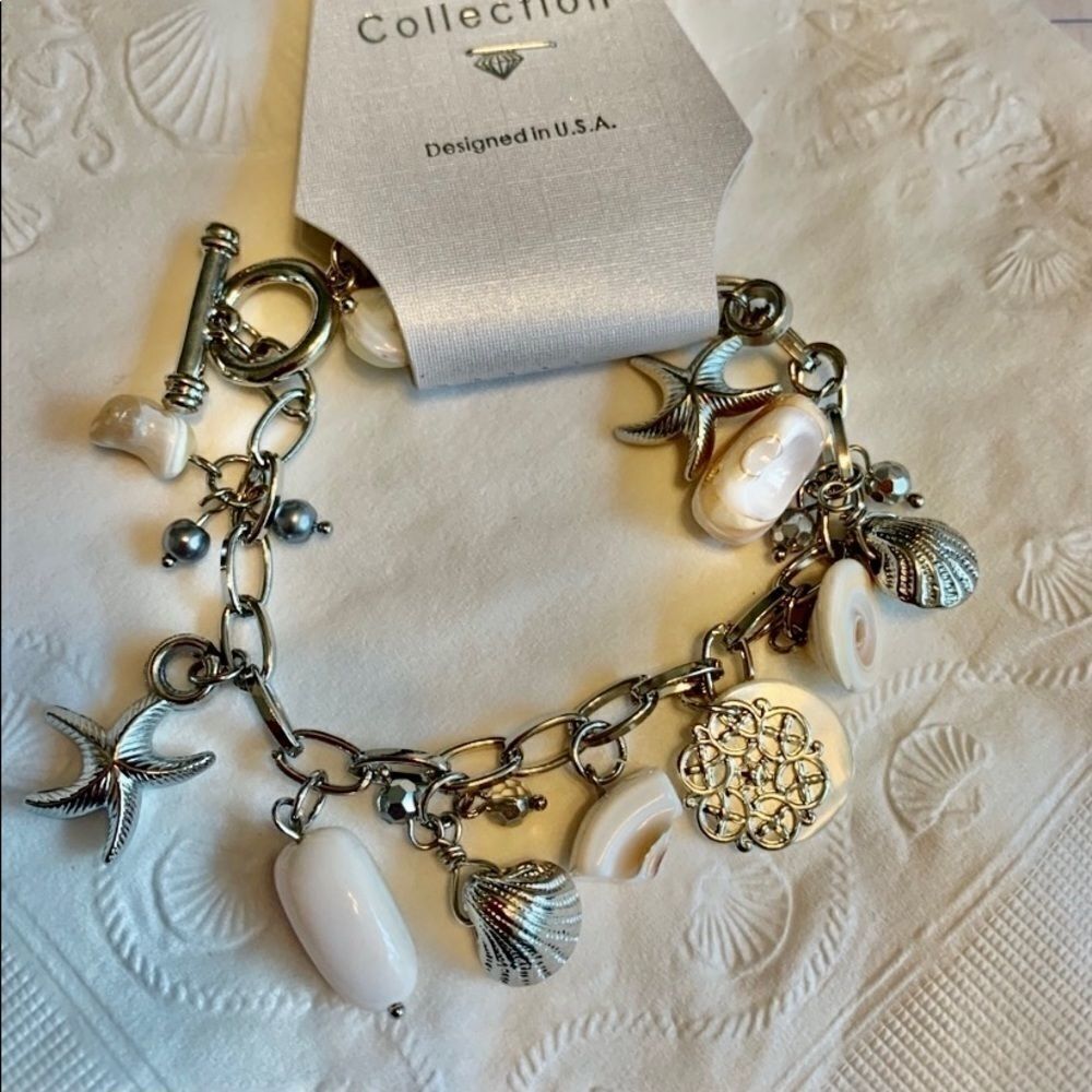 Bracelets   - Picture 2 of 13